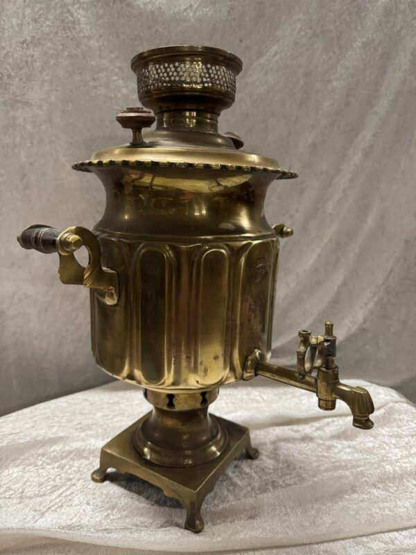 Antikvarinis anglinis virdulys