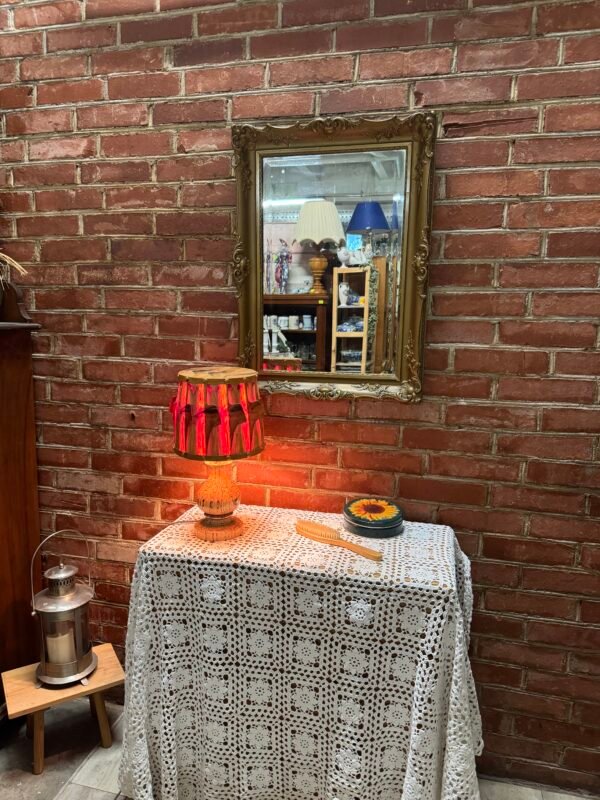 Medinis šviestuvas kamštine koja