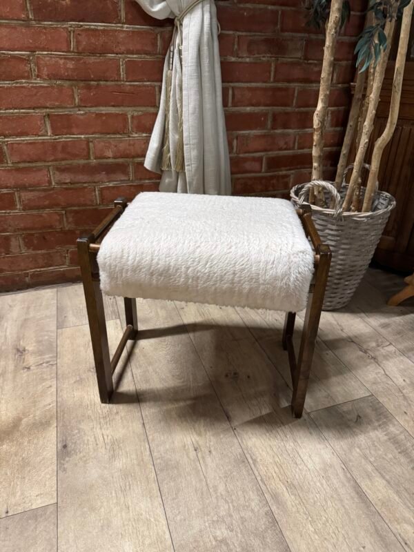 Kėdutė prisėdimui