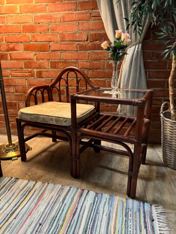 Bambukinis koridoriaus suoliukas