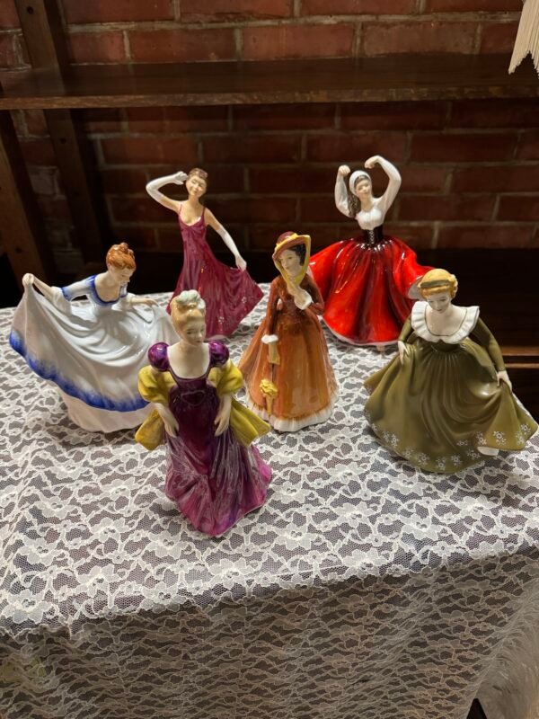 Kaulinio porceliano statulėlės