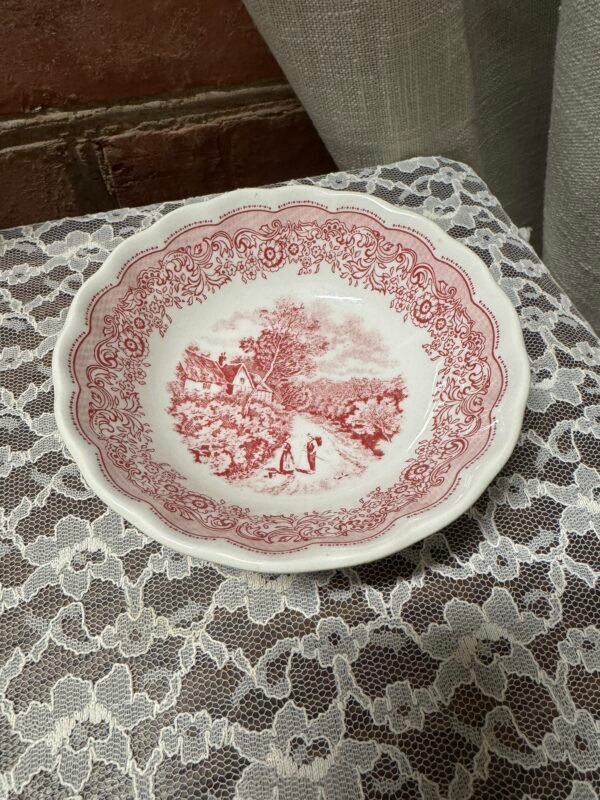 Italų gamintojo dubuo rausvu dekoru